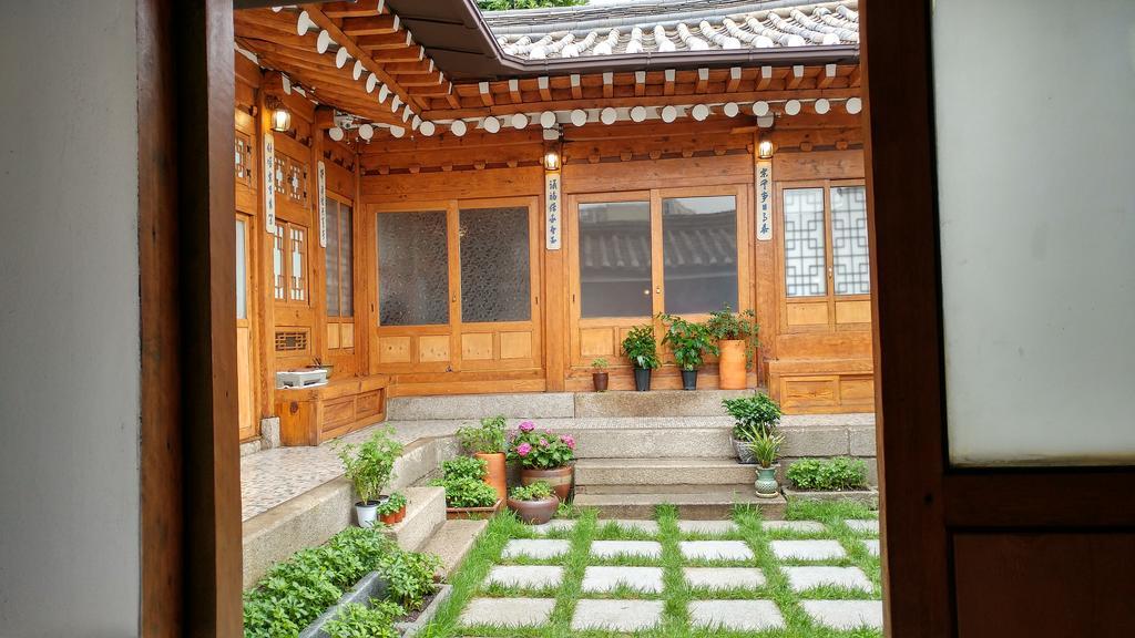 Bukchon Hyosunjae Guesthouse Seoul Exterior photo